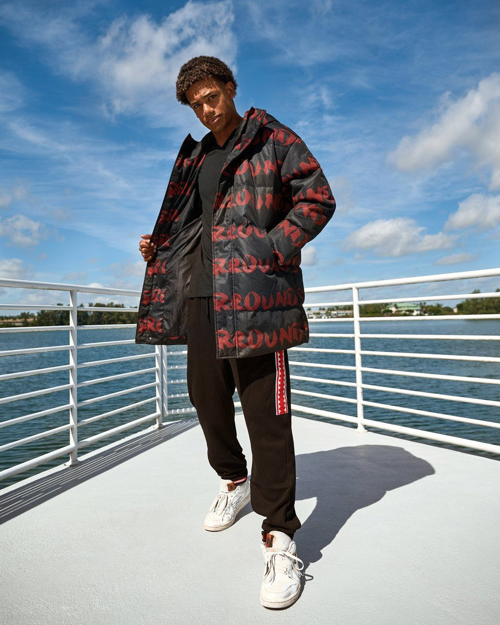 SG GRAFFITI PUFFER JACKET BLACK