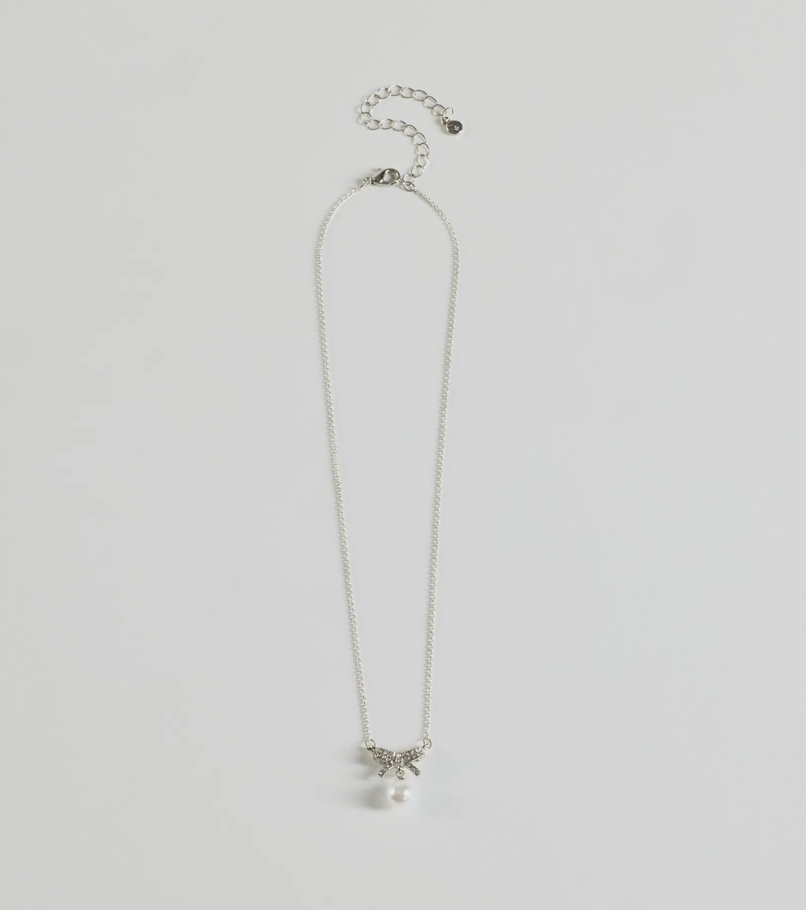 Simple And Stunning Rhinestone Bow Necklace