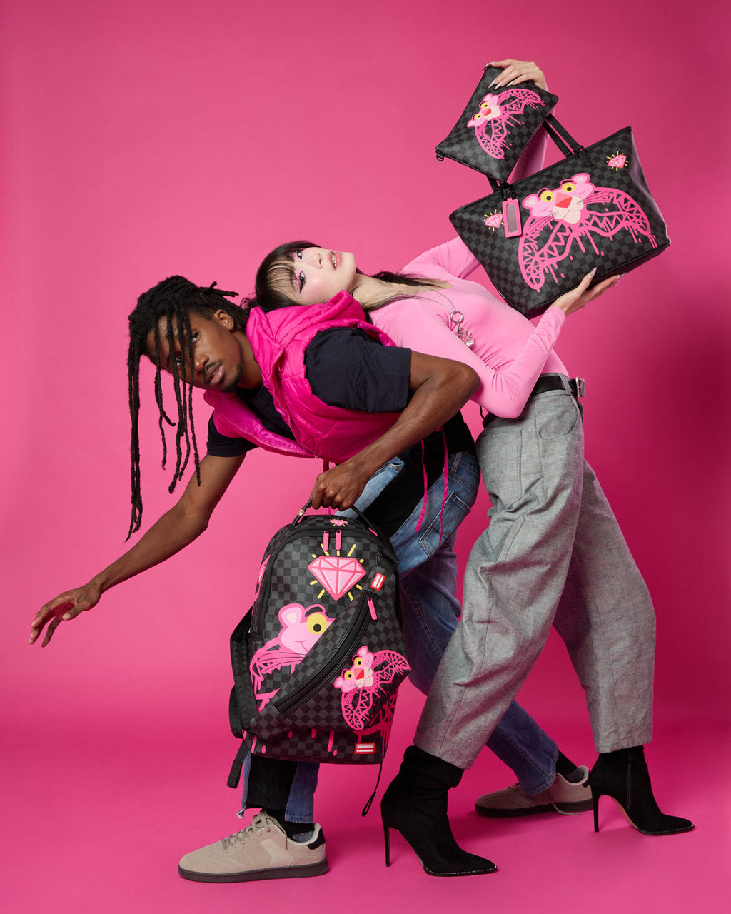 PINK PANTHER DIAMOND SHARK CROSSOVER CLUTCH