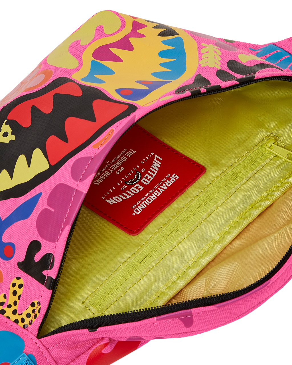 PSYCHEDELIC VOYAGE SAVVY CROSSBODY