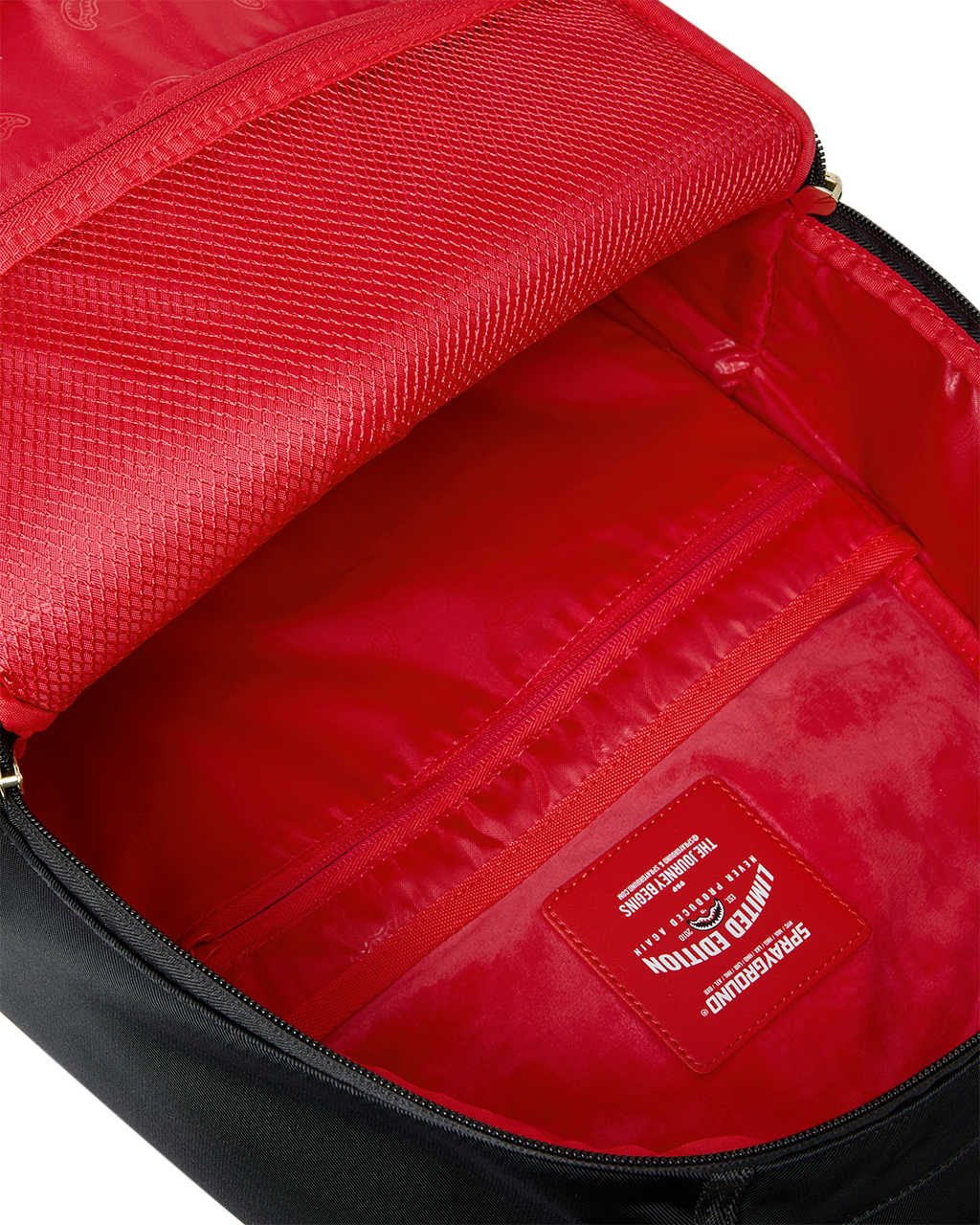 SHARK CENTRAL BANK BACKPACK