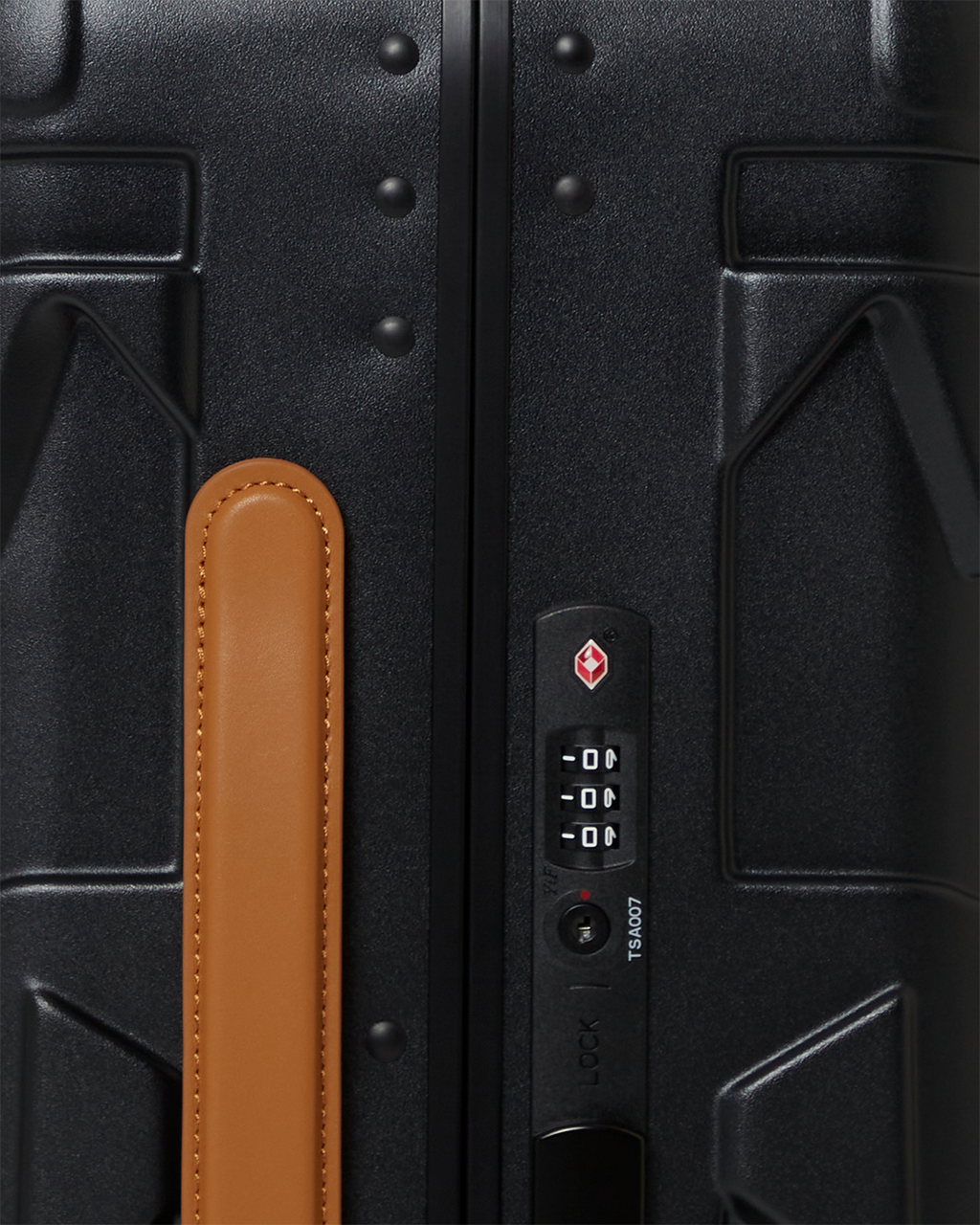 HENNY JETSTREAM SHARKITECTURE CARRY-ON LUGGAGE